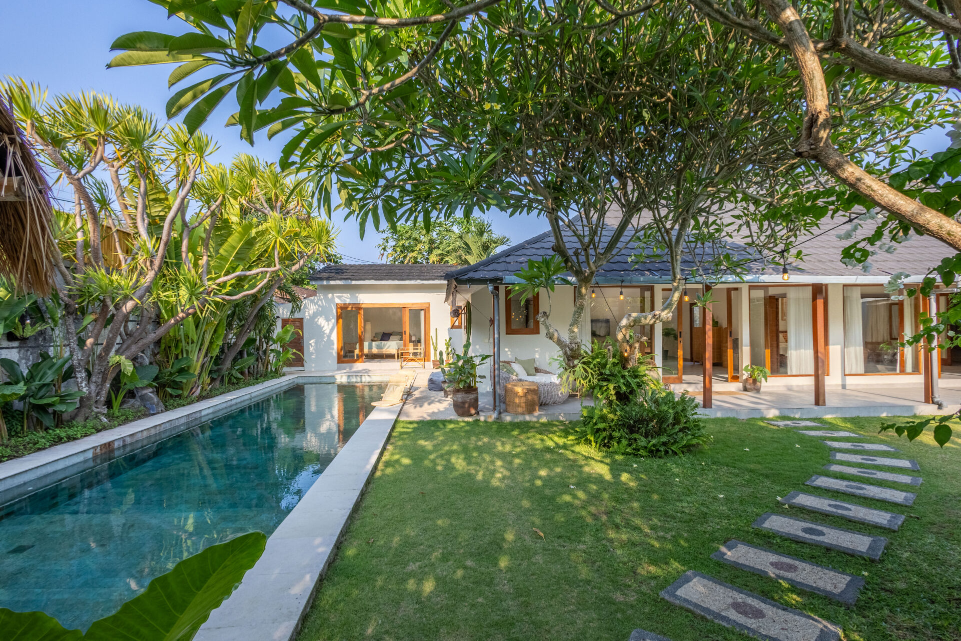 4-Bedroom Villa for Yearly Rental in Sanur Beachside — image 1