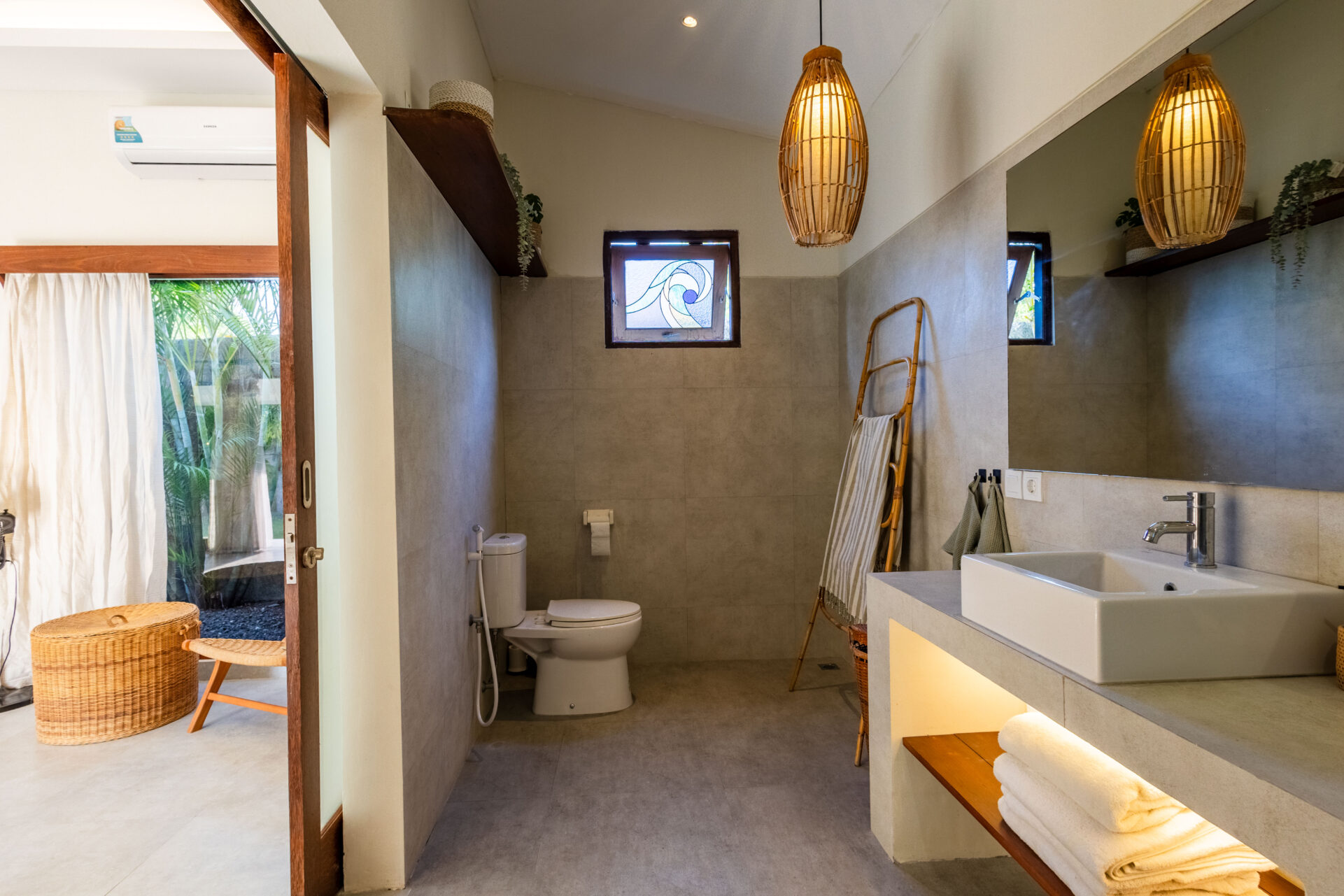 4-Bedroom Villa for Yearly Rental in Sanur Beachside — image 19