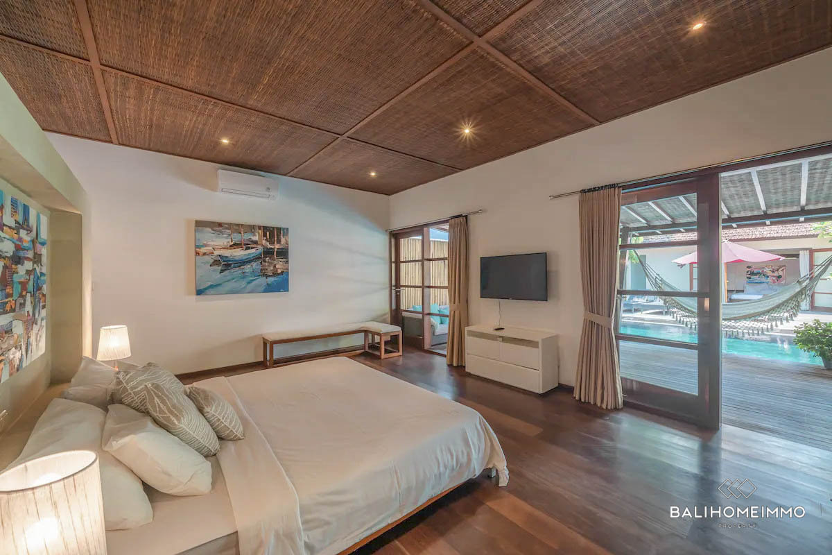 Spacious 3 Bedroom Villa for Rent in Kerobokan Bali — image 11