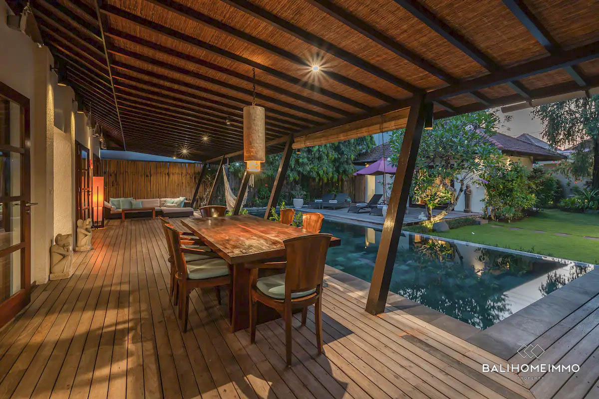 Spacious 3 Bedroom Villa for Rent in Kerobokan Bali — image 6