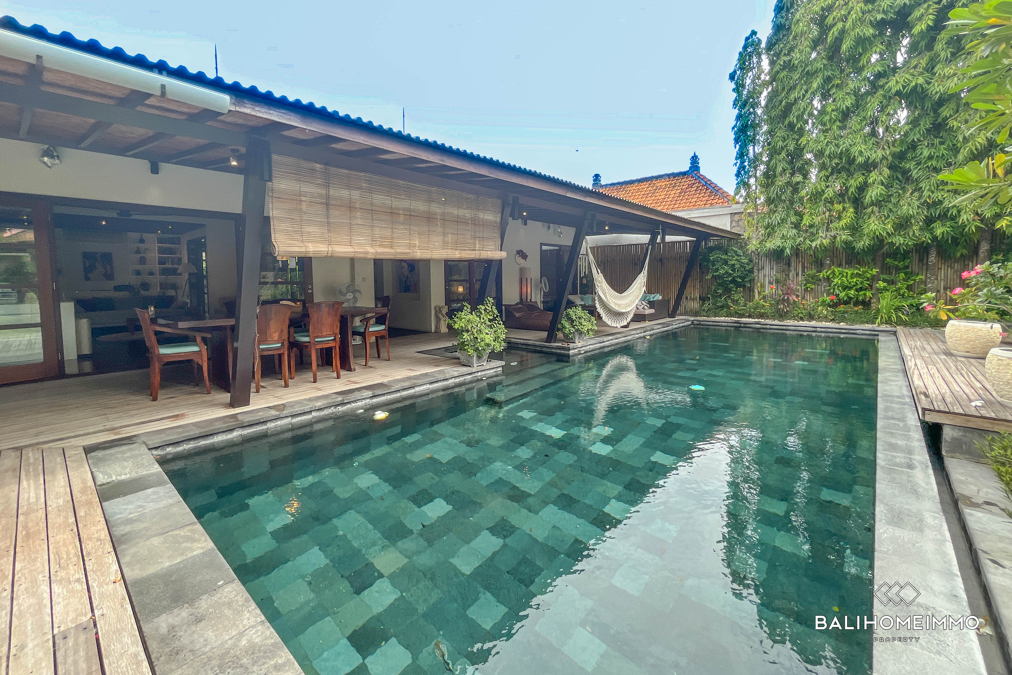 Spacious 3 Bedroom Villa for Rent in Kerobokan Bali — image 2