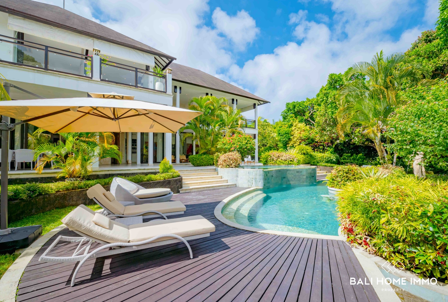 SPACIOUS 4 BEDROOMS VILLA FOR YEARLY & MONTHLY RENTAL IN UNGASAN — image 3