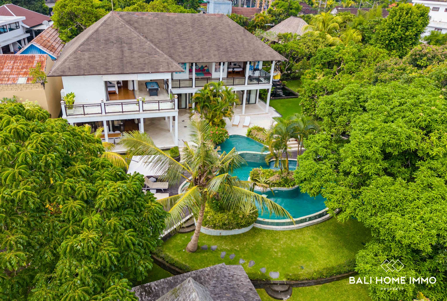 SPACIOUS 4 BEDROOMS VILLA FOR YEARLY & MONTHLY RENTAL IN UNGASAN