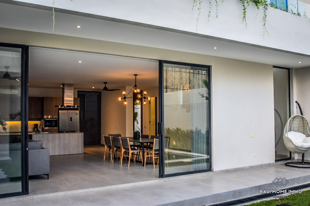 Spacious 5 Bedroom for Yearly Rental in Bali Canggu Berawa — image 10