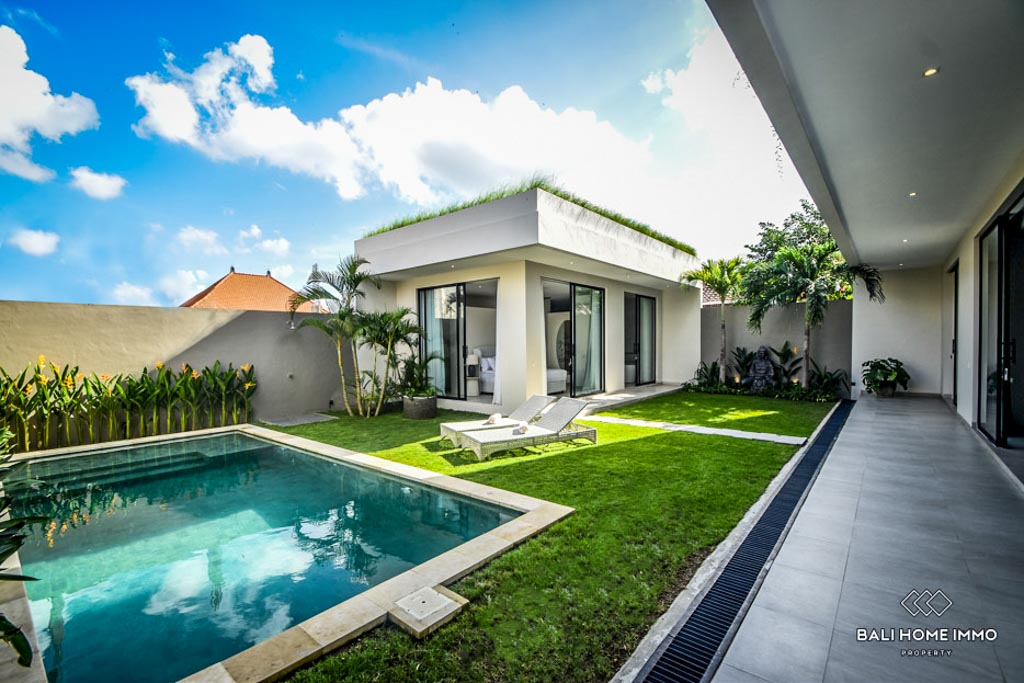 Spacious 5 Bedroom for Yearly Rental in Bali Canggu Berawa — image 3