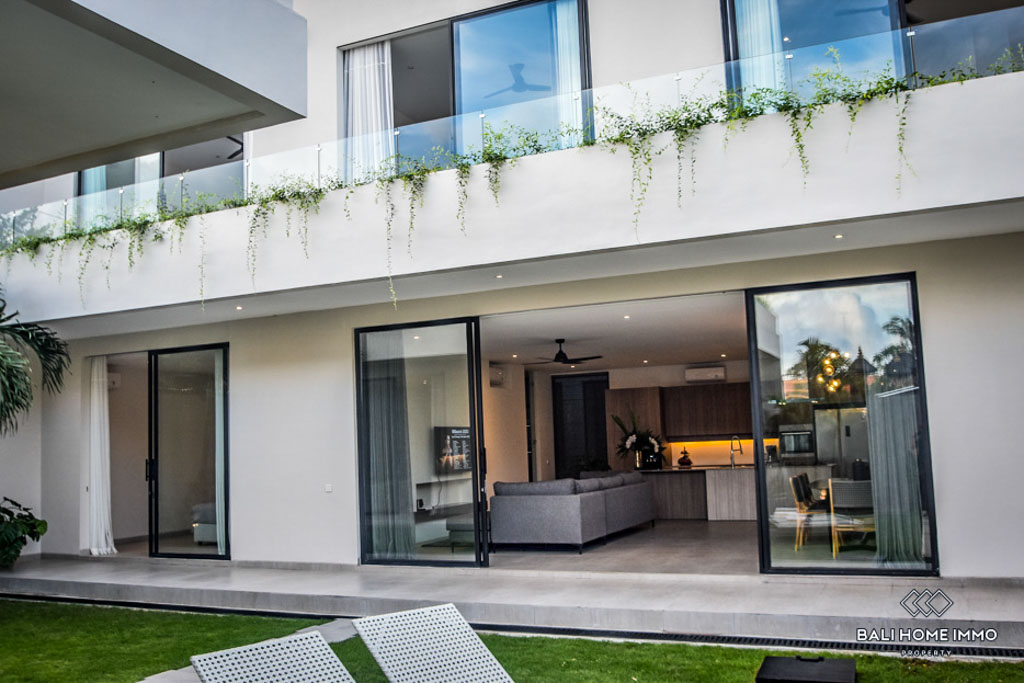 Spacious 5 Bedroom for Yearly Rental in Bali Canggu Berawa — image 12
