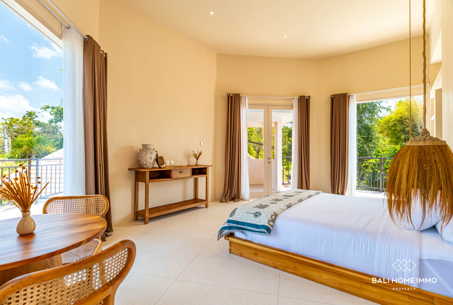 Spacious 5-Bedroom Villa for Rent in Umalas — image 9