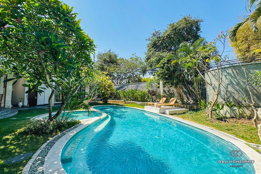 Spacious 5 Bedroom Villa for Rental in Bali Umalas — image 1