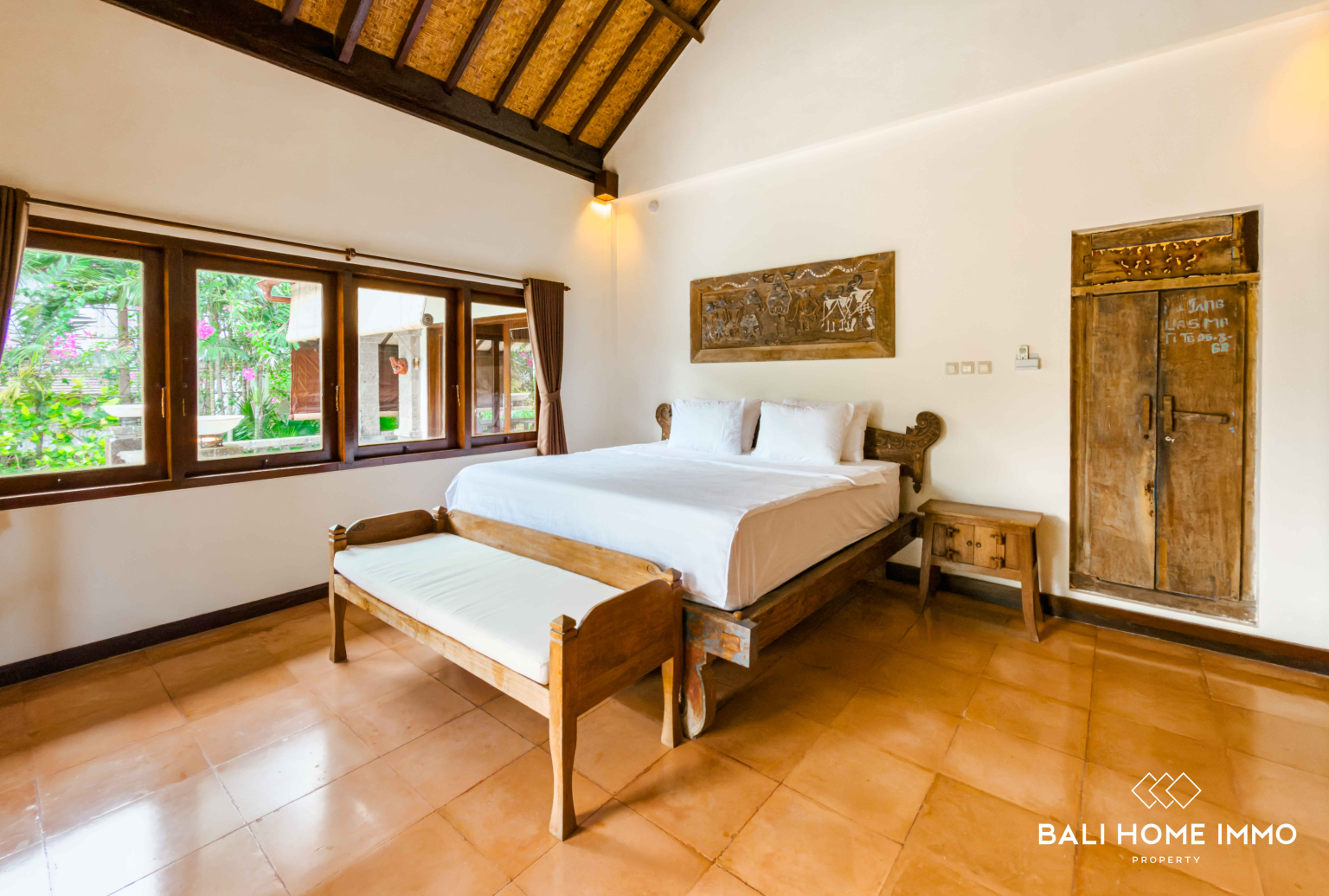 SPACIOUS & TROPICAL 2 BEDROOMS VILLA FOR YEARLY & MONTHLY RENTAL IN BALI - UNGASAN — image 9
