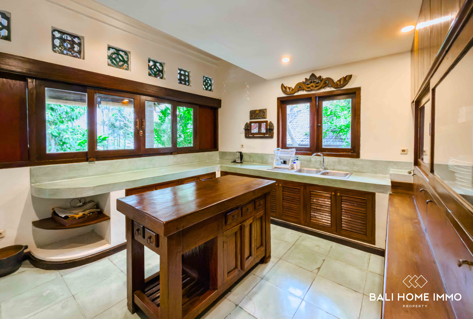 SPACIOUS & TROPICAL 2 BEDROOMS VILLA FOR YEARLY & MONTHLY RENTAL IN BALI - UNGASAN — image 6