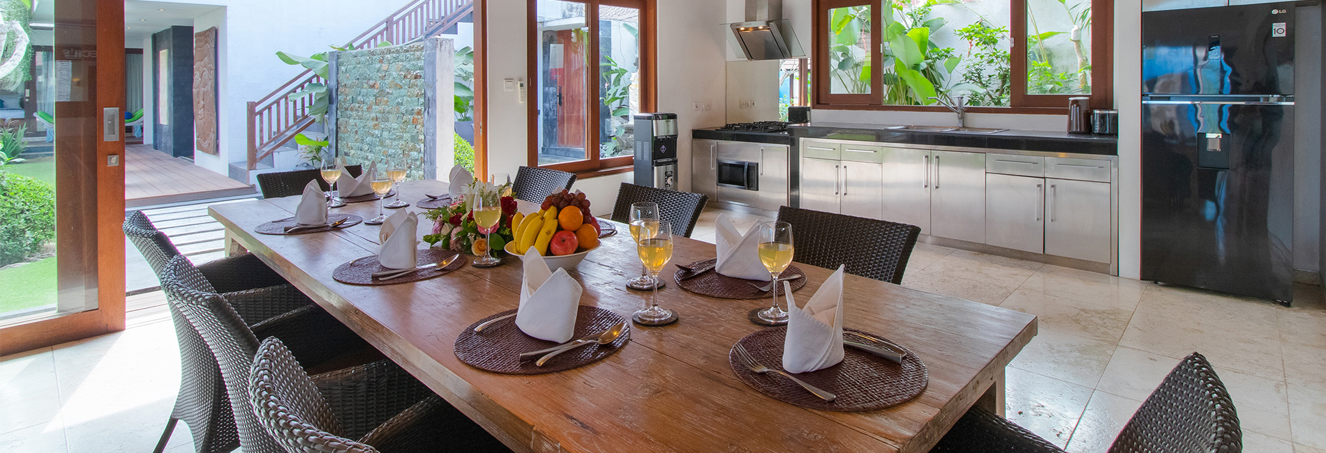 Villa Kirgeo, 4 bedroom villa Canggu Bali — image 4