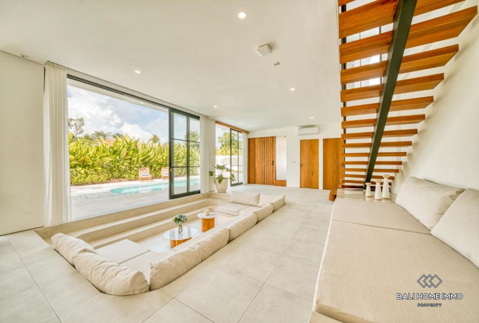 STUNNING 3 BEDROOMS VILLA FOR MONTHLY RENTAL IN ULUWATU - PECATU — image 7