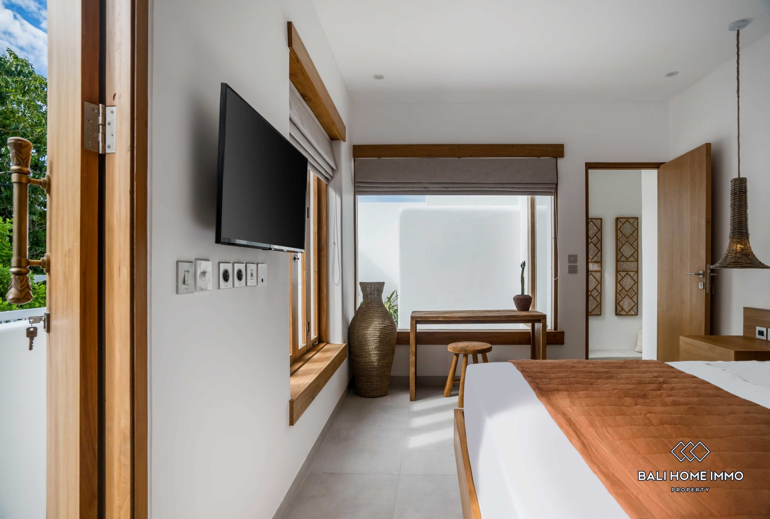 STUNNING 3 BEDROOMS VILLA FOR MONTHLY & YEARLY RENTAL IN BALI - BINGIN — image 12