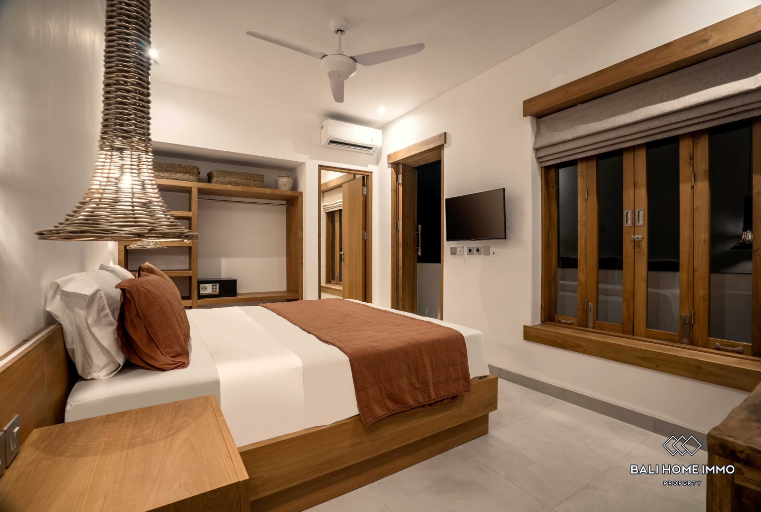 STUNNING 3 BEDROOMS VILLA FOR MONTHLY & YEARLY RENTAL IN BALI - BINGIN — image 10