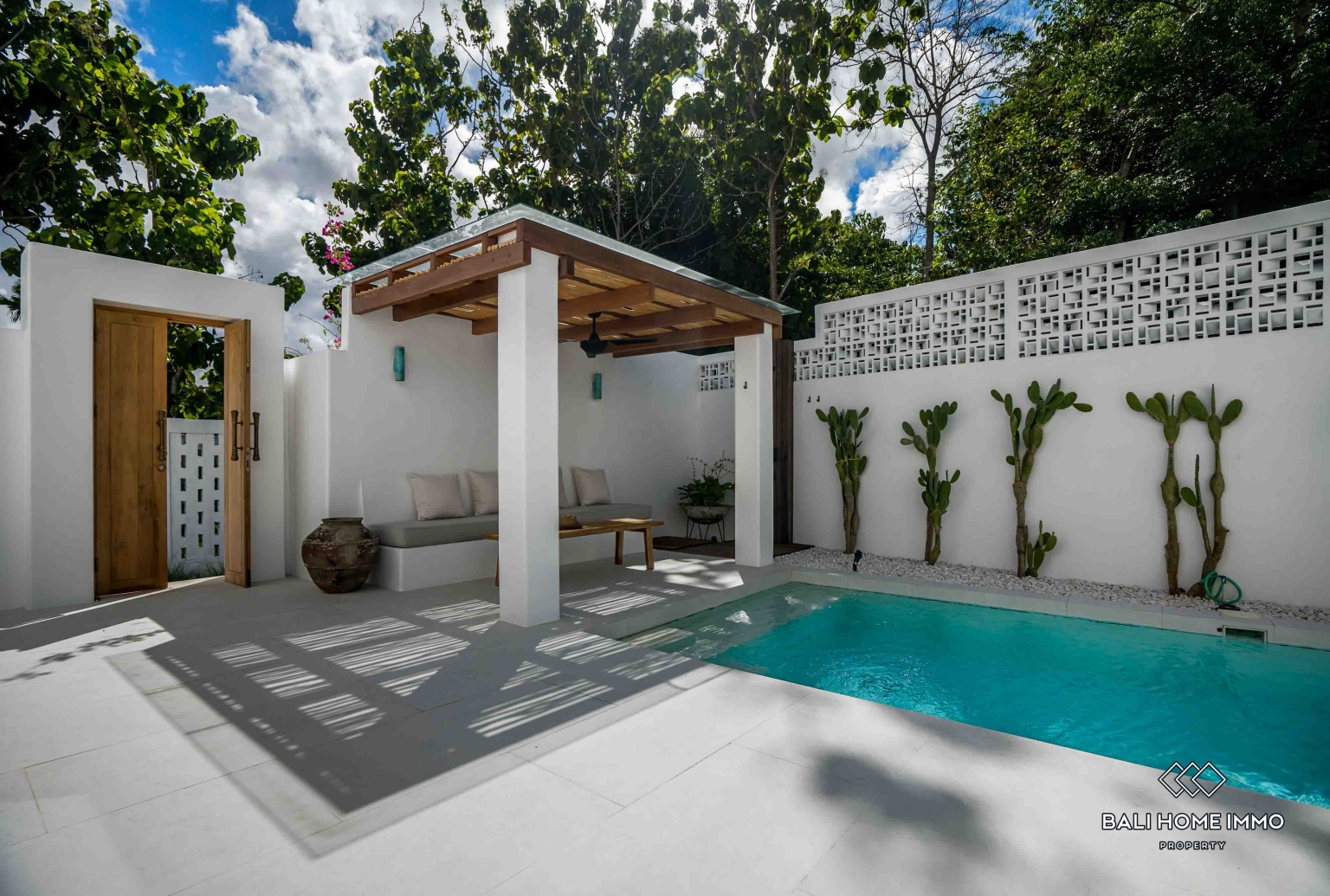 STUNNING 3 BEDROOMS VILLA FOR MONTHLY & YEARLY RENTAL IN BALI - BINGIN — image 4