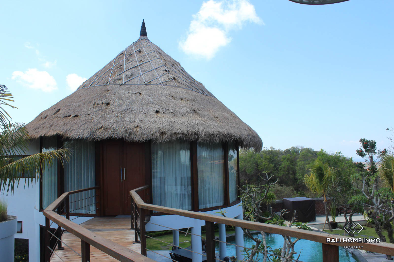 STUNNING 3 BEDROOMS VILLA FOR MONTHLY & YEARLY RENTAL IN BALI - PANDAWA — image 3