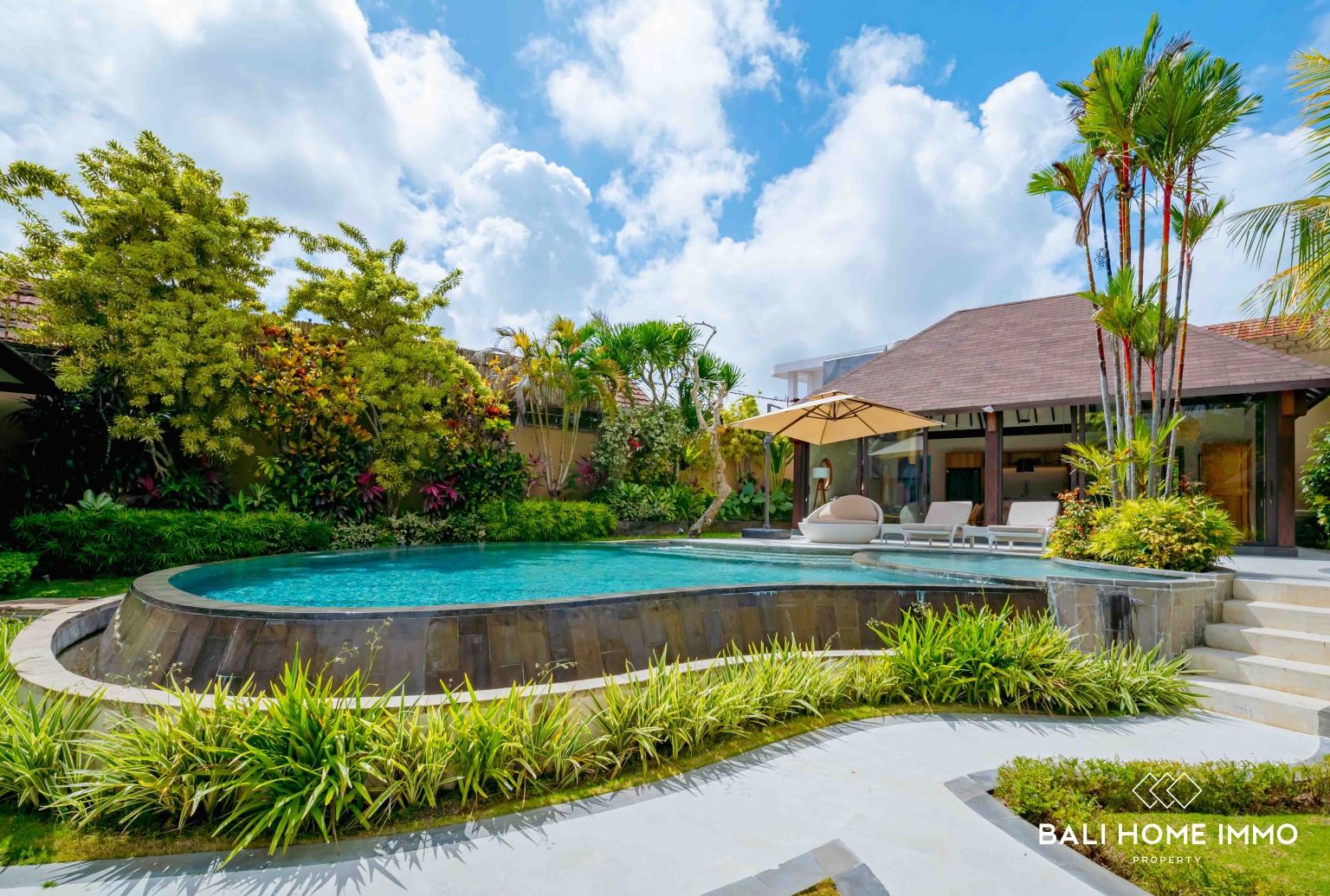 STUNNING 3 BEDROOMS VILLA FOR YEARLY & MONTHLY RENTAL IN UNGASAN