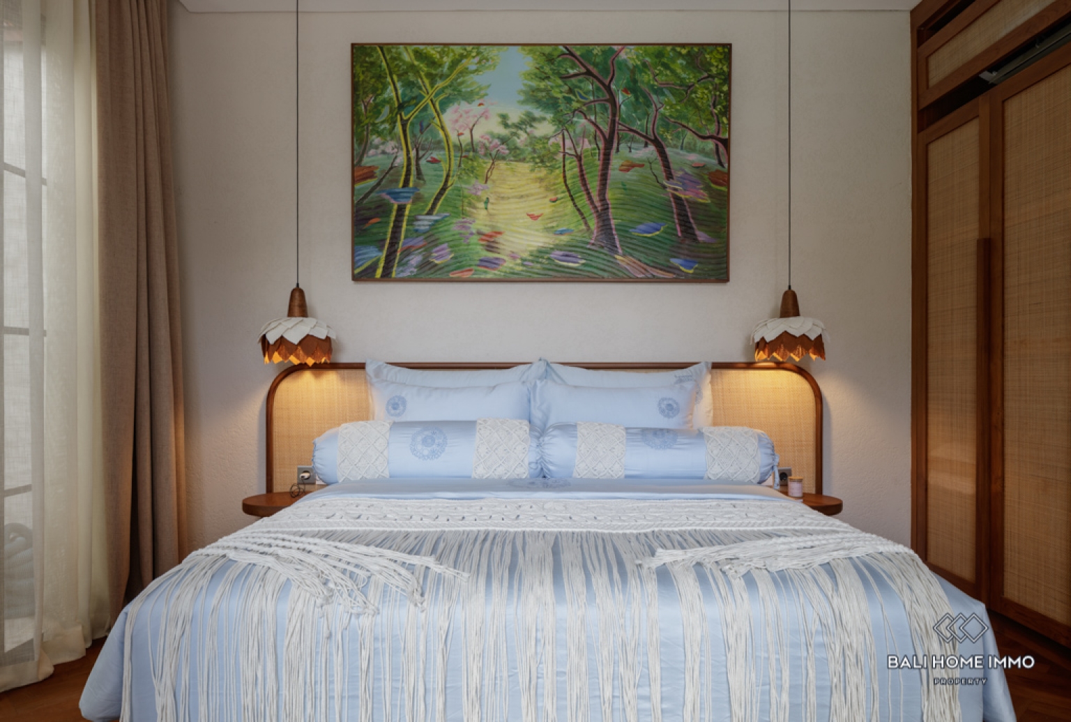 Stunning 4 Bedroom Villa for Monthly and Yearly Rental in Bali Berawa — image 10