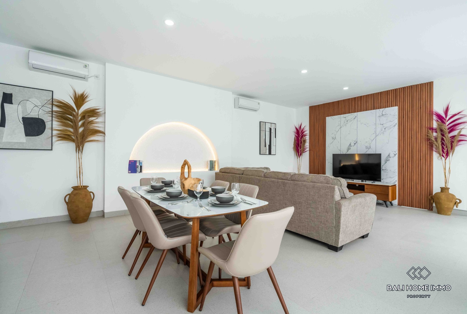 STUNNING WITH OCEAN VIEW 3 BEDROOMS VILLA FOR MONTHLY RENTAL IN BALI - UNGASAN — image 6