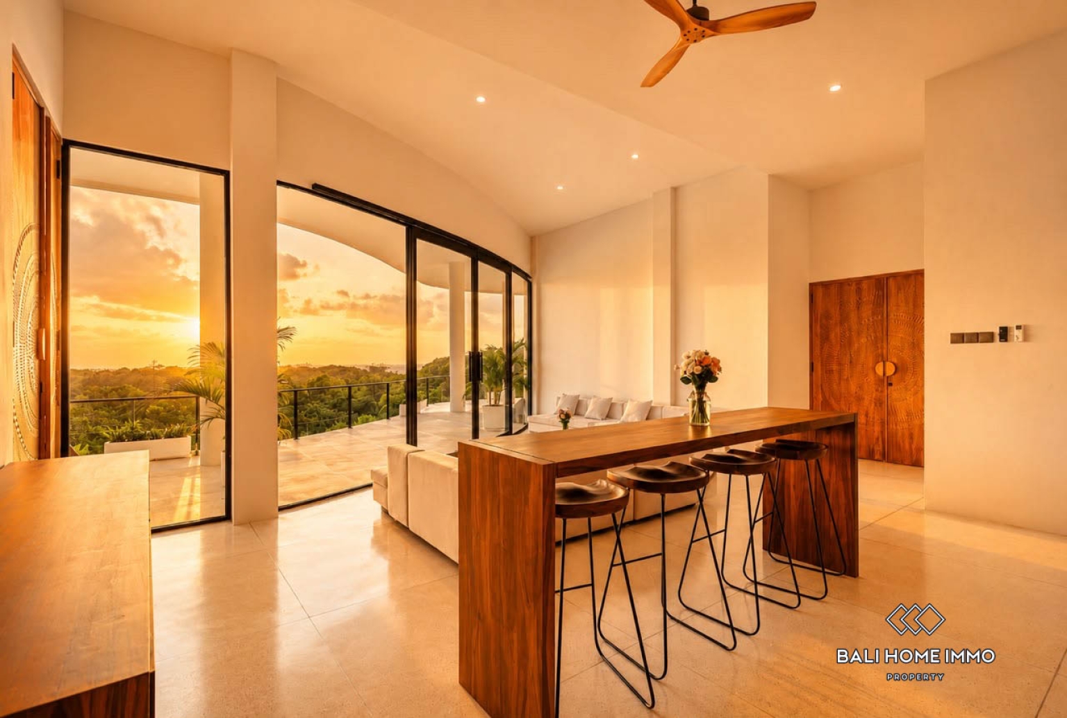 STUNNING WITH OCEAN VIEW 4 BEDROOMS VILLA FOR YEARLY RENTAL IN BALI - ULUWATU — image 8