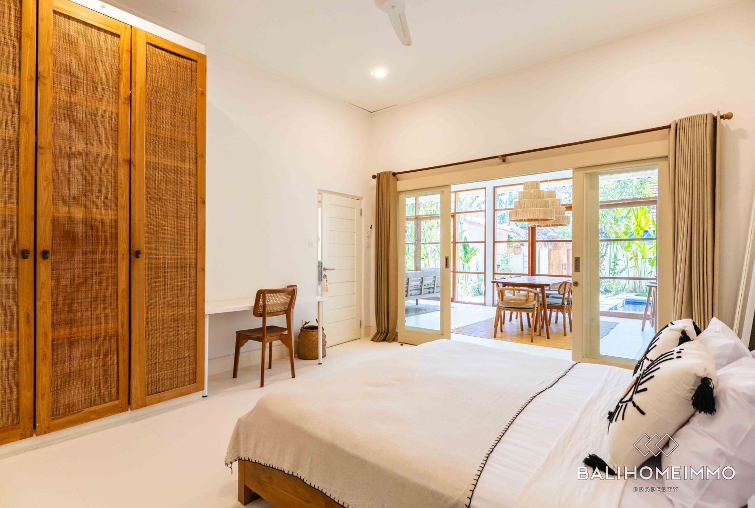 Tropical 2 bedroom villa for yearly and Monthly rental in Berawa Canggu — image 16
