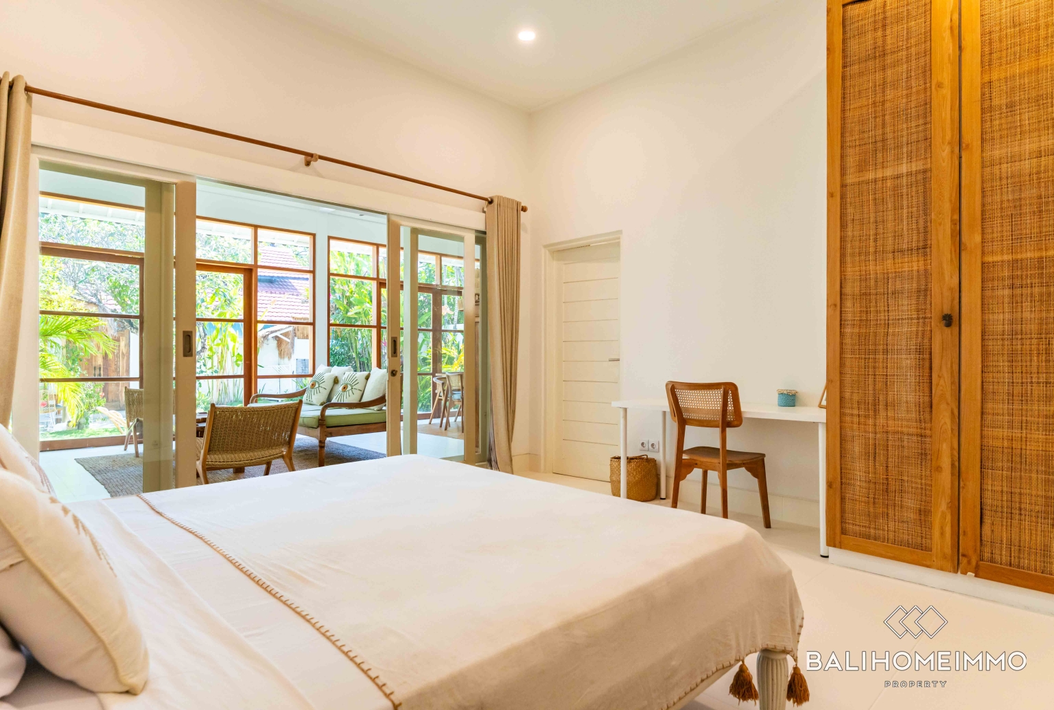 Tropical 2 bedroom villa for yearly and Monthly rental in Berawa Canggu — image 13