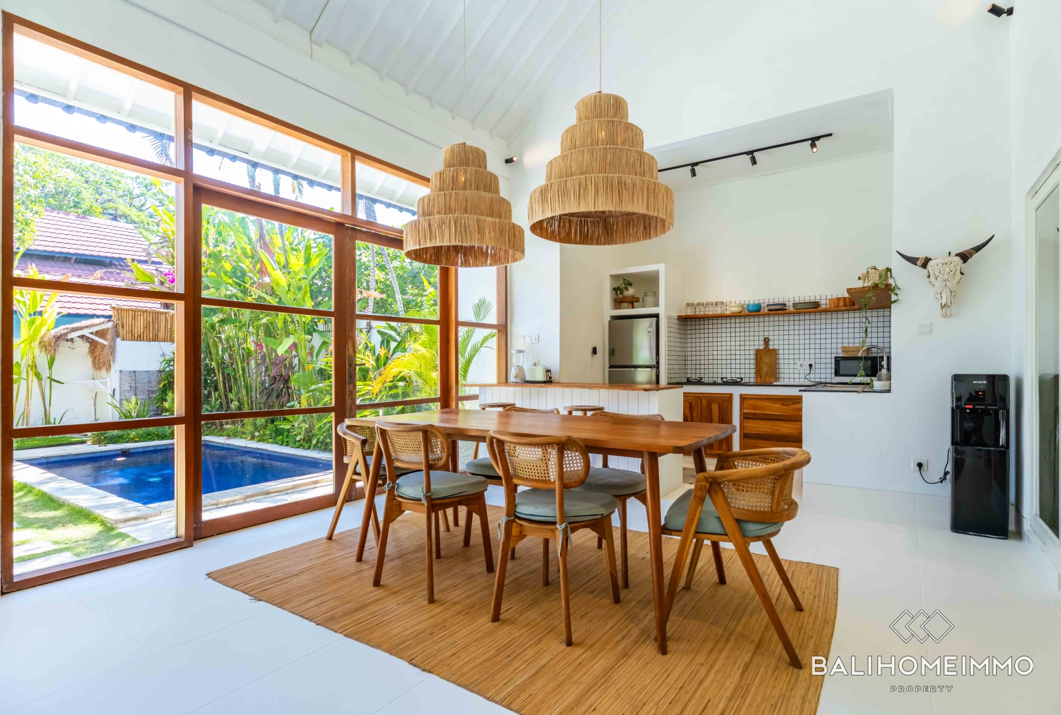 Tropical 2 bedroom villa for yearly and Monthly rental in Berawa Canggu — image 8