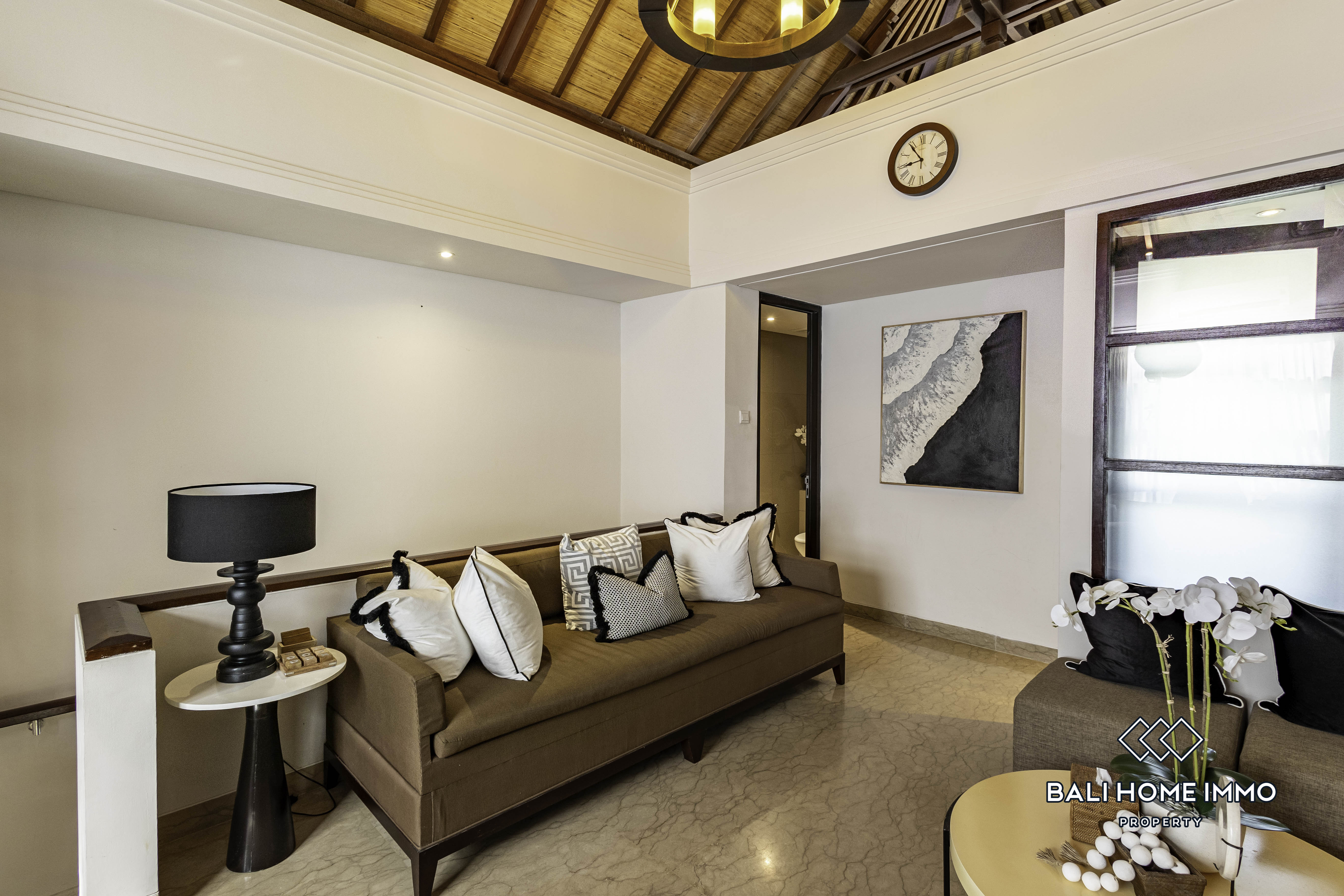 Vibrant 2 Bedroom Villa for Rent in Jimbaran — image 2