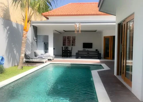 Luxury 3BR Seminyak Villa – Walk to Beach & Ku De Ta — image 5