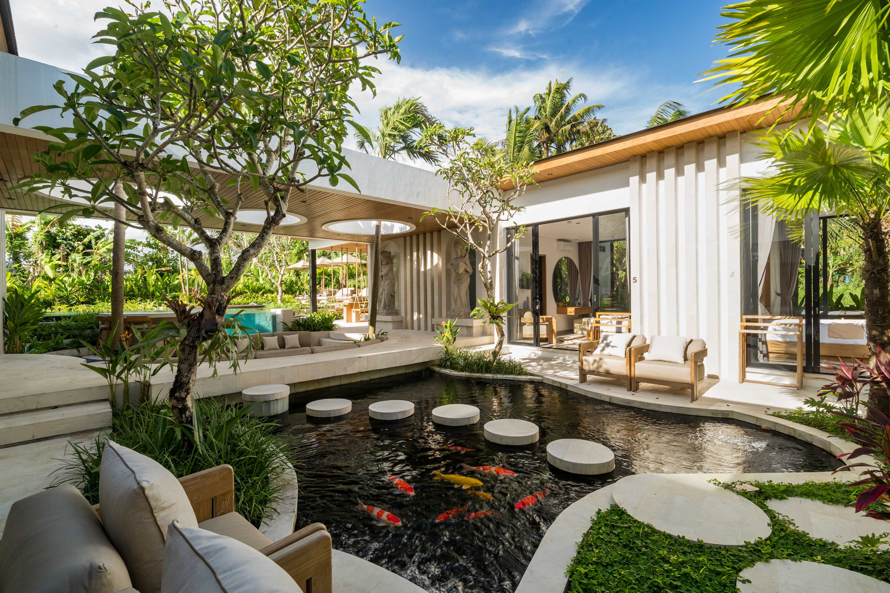 Villa Koi in Ubud — image 1